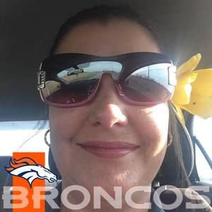 Meet your Posher, Leslie